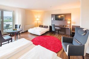 Studio with Balcony room in Amedia Hotel & Suites Frankfurt Airport