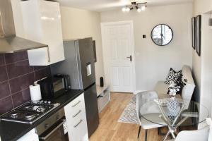 Readings Peaceful Gem