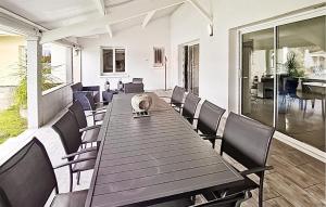 Gorgeous Home In Linxe