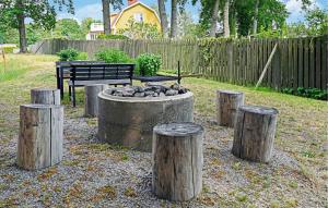 Beautiful Apartment In Färjestaden