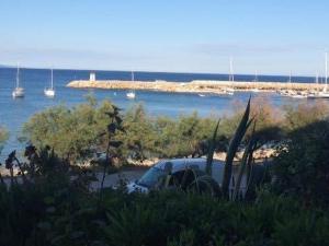 Appartement climatisé avec terrasse à Bormes-les-Mimosas - FR-1-308-192