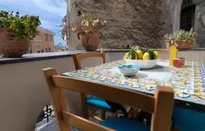 The House of Flowers - Marina