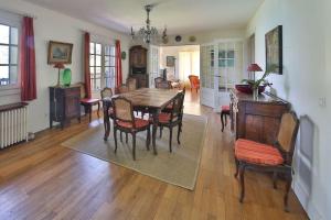 Villas Lac d-Annecy Villa Pieds dans l-eau : photos des chambres