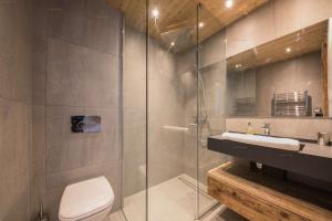 Savoielac - La Clusaz- Piscine intérieure : Chalet Viking