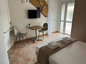 Hotels Logis Hotel De La Clape : photos des chambres