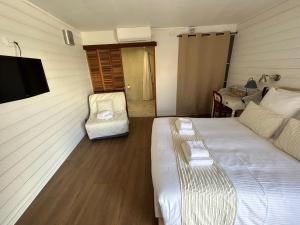 Hotels Logis Hotel De La Clape : photos des chambres