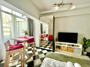Victoriei spacious studio