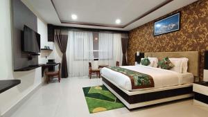 Staynest Retreat & Spa Gangtok !! Prime Location !! Mountain view Rooms !! Swimming pool !! GYM !! BAR