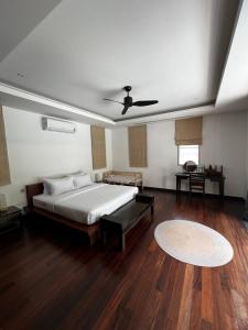 The Residence Resort