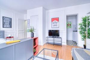 Apartment 3 People Voltaire-Saint Ambroise