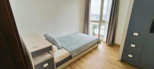 Elegant 2BR M-Town Signature with Panoramic Views