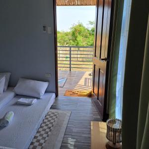The Beaulah Overlooking Cozy Hideaway in Hundred Islands
