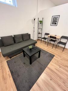 Apartment Central 10A 40qm Wi-Fi free Parking calm back house