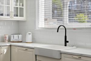 Portia-Close to City Ctre Beach