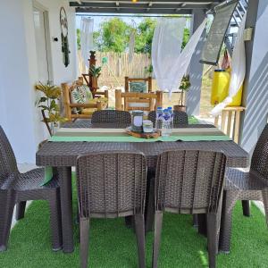 The Beaulah Overlooking Cozy Hideaway in Hundred Islands