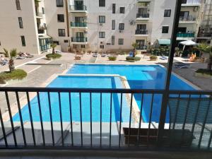 Cosy 4 Bedroom Apt with use of Pool