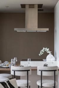 Frank Porter - West Avenue