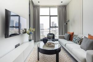 Frank Porter - 15 Northside Tower 2