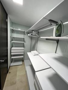 501 Luxury Apartment In Heart Of El Poblado