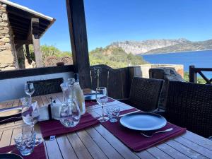 Punta Est - Trilo SUGHERO Pool & Sea View