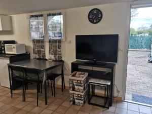 Appartements studio rez-de-chaussee jusqu'a 4 personnes : photos des chambres