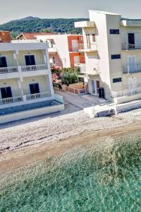 Evitas ikia seaside luxury house