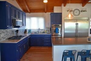 Gateway to SLO County with Pickleball & Game Room