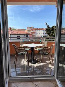 Apartment Sunny - 4hvězdičkové hotely ve městě Premantura