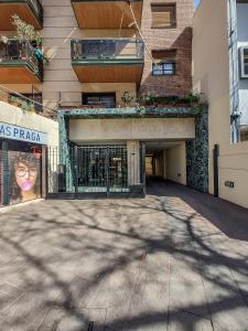 Alójate en la Docta by Lofty