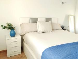 La Mar Sala by key-wise