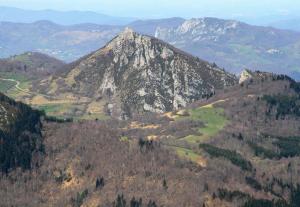 Maisons de vacances Cozy, spacious, quiet, with views of the slopes. : photos des chambres