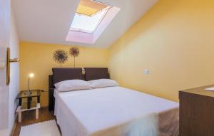 Apartment DANTE by the sea