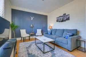 Downtown Anaconda Studio Walk to Dining and Bars! - Anaconda