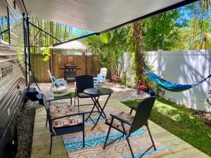 RV Camper Paradise on the Wheels Near Clearwater Beaches