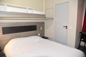 Hotels Hotel du Triangle : photos des chambres
