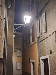 Atraktivna kuća sa saunom i grijanim jacuzzijem