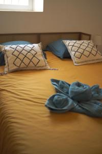 Grand Mas provençal, mer à 200m, parking privé fermé, piscine chauffée