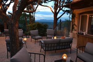 Hôtel La Garrigue & Bar Le Perchoir