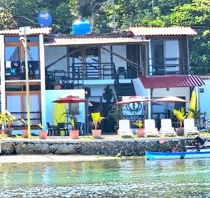 Casa Bajo Congo - José Pobre