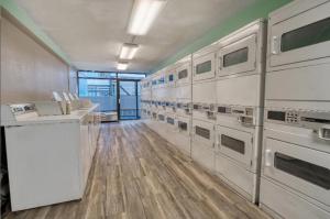 Oceanfront 1 Bedroom Suite-Stunning Views! Perfect for 4-6 guests! Landmark 1533