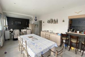 Maisons de vacances Family nest located in Hermanville-sur-mer : photos des chambres