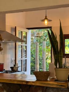 Macondo entre cerros y mar - con seña