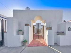 Casa Georgia at Kino Bay - Moderna y acogedora.