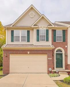 Condo Townhome - Cleveland Lake Area