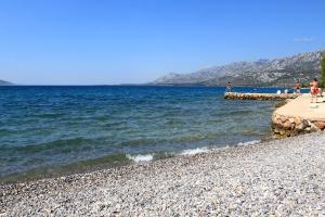 Apartments with parking space Rovanjska, Paklenica - 22260