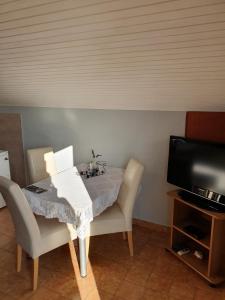 Apartments with parking space Porec - 22715
