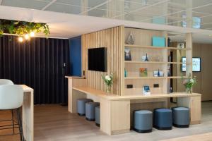 Hotels Holiday Inn Express Paris-Canal De La Villette, an IHG Hotel : photos des chambres