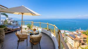 NEW - Amapas Luxury 5-Bedroom Villa