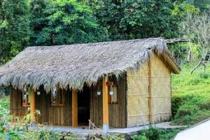 Experience our #happylife, the deluxe Bungalow! - Bản Lec