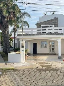 Casa del Mar Malin - 蓬塔布兰卡